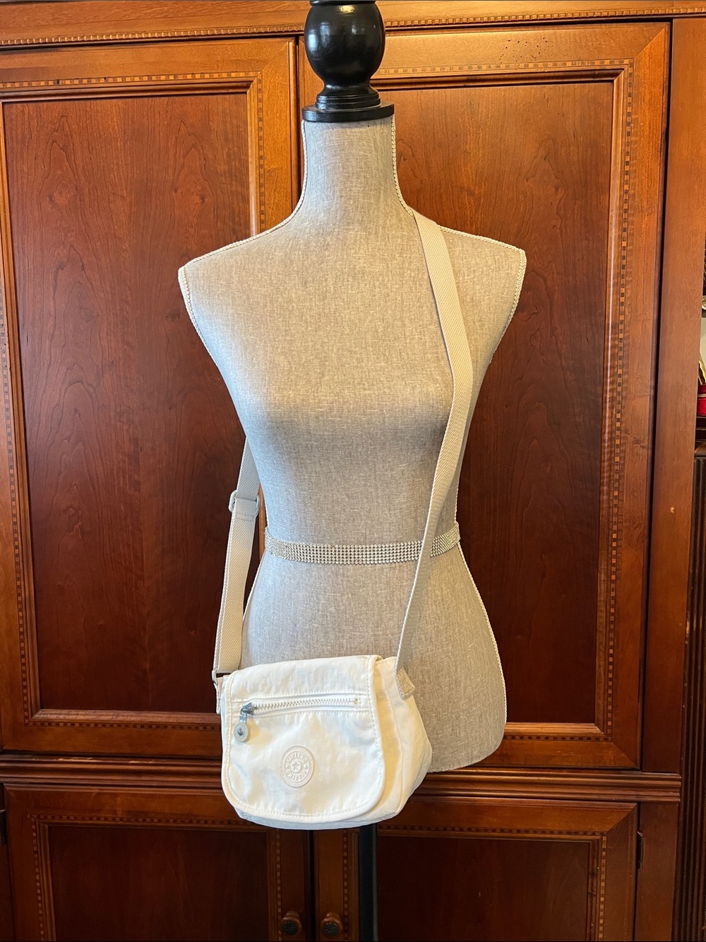 Kipling Cream Crossbody Bag with Adjustable Strap